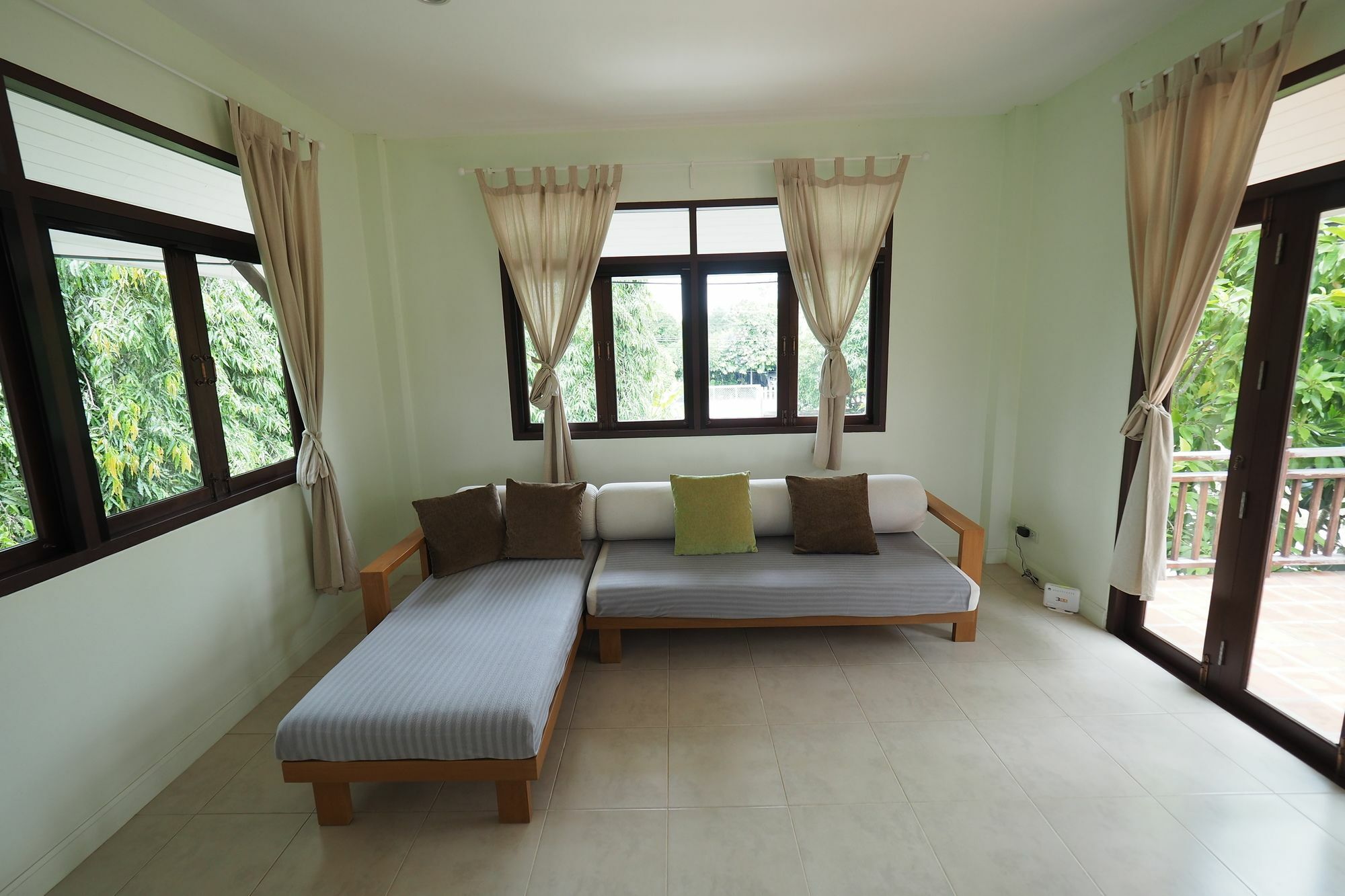 Hotel Baan2Rai à Kanchanaburi Extérieur photo