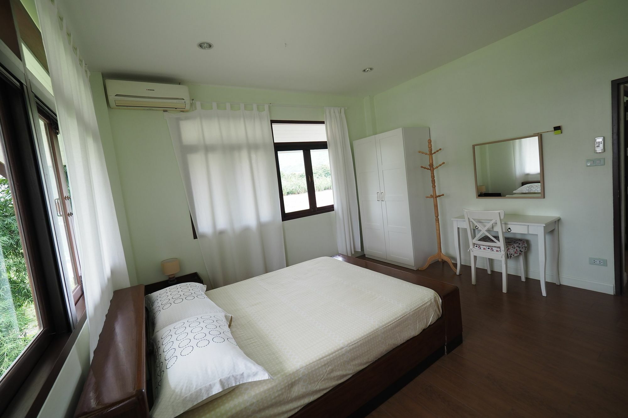 Hotel Baan2Rai à Kanchanaburi Extérieur photo